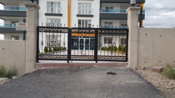 kılıç tel örgü kapı uygulamaları 26