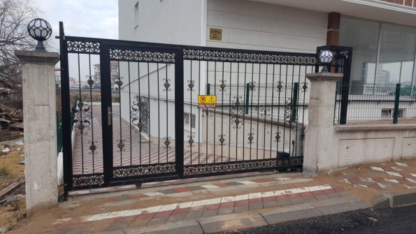 kılıç tel örgü kapı uygulamaları 31