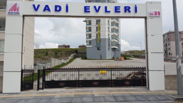 kılıç tel örgü kapı uygulamaları 4